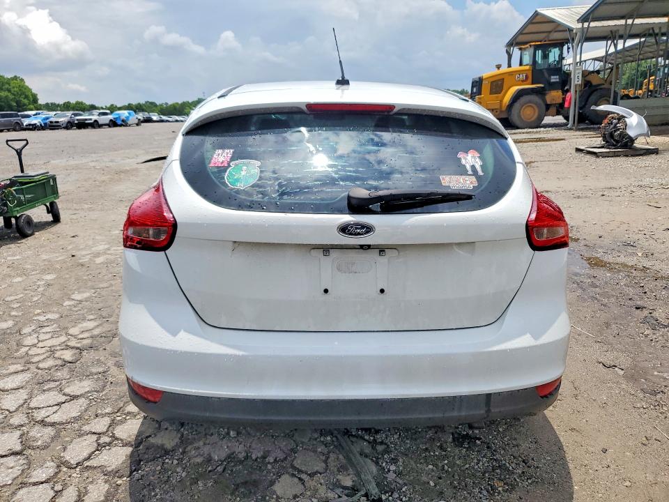 Photo 6 from auction – 2018 FORD FOCUS with VIN 1FADP3K29JL201656