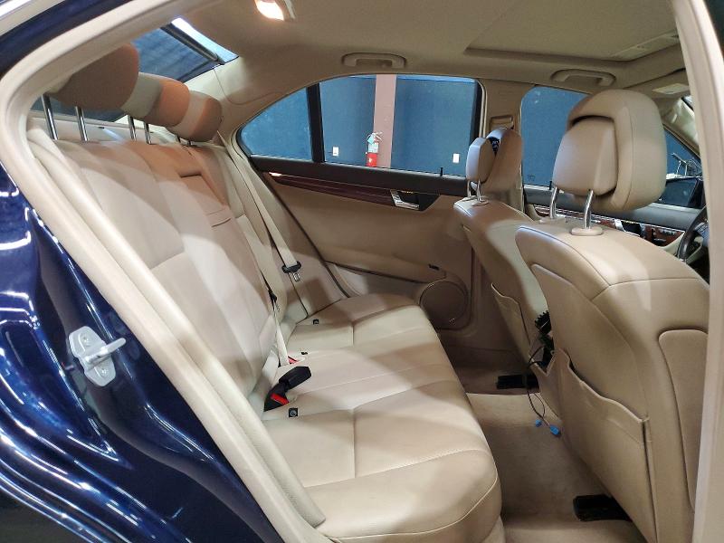 Photo 10 from auction – 2011 MERCEDES-BENZ C with VIN WDDGF8BB0BR143013