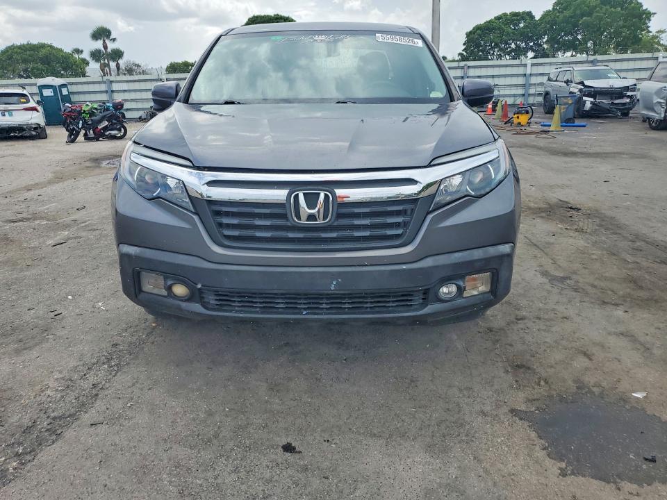 Photo 5 from auction – 2018 HONDA RIDGELINE with VIN 5FPYK2F66JB002673
