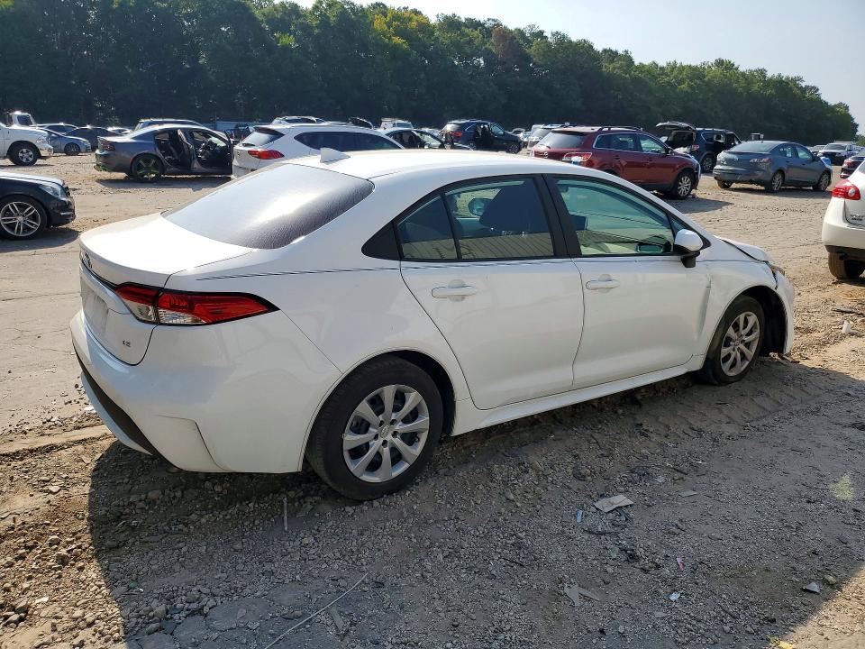 Photo 3 from auction – 2021 TOYOTA COROLLA with VIN 5YFEPMAE9MP231851