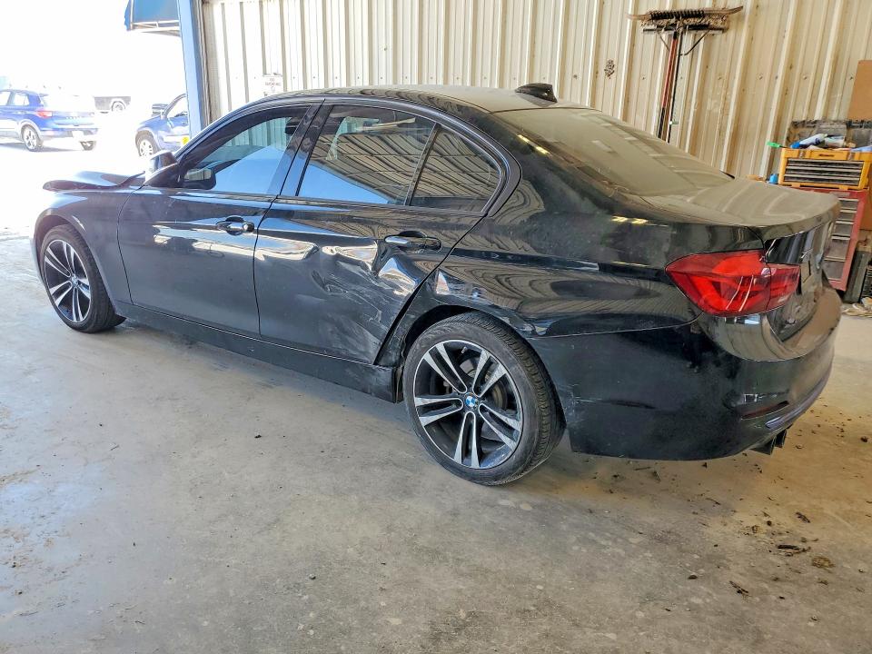 Photo 2 from auction – 2018 BMW 330 with VIN WBA8D9C50JEM32849