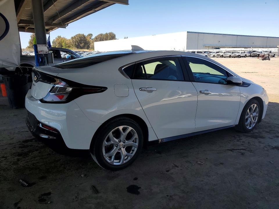 صورة رقم 3 من المزاد - 2017 CHEVROLET VOLT مع VIN 1G1RD6S59HU136745
