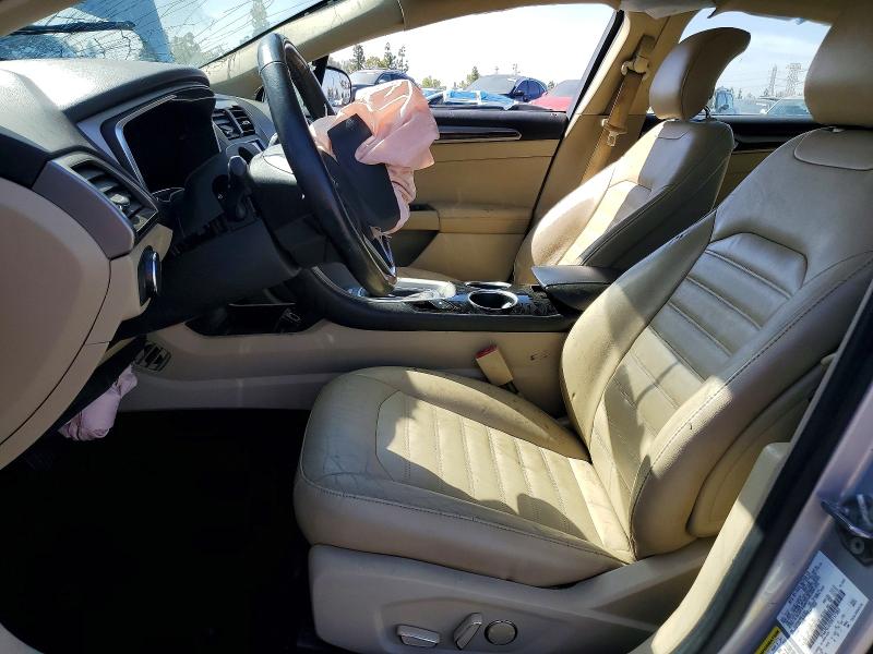 Foto 7 de la subasta – 2013 FORD FUSION con VIN 3FA6P0LU2DR157383