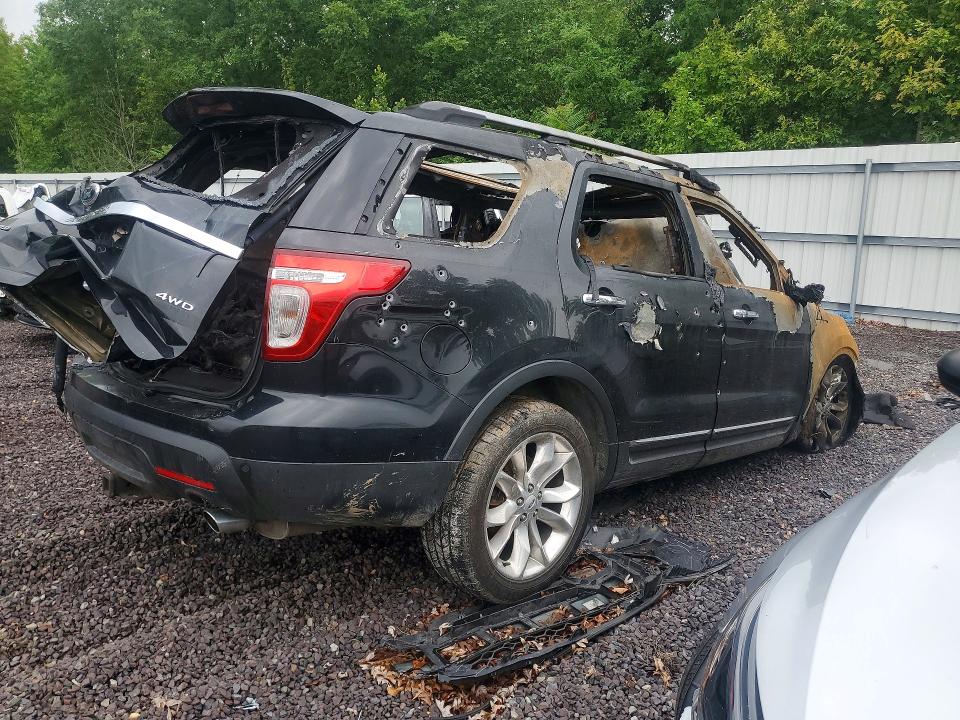 Photo 3 from auction – 2013 FORD EXPLORER with VIN 1FM5K8F86DGA06020