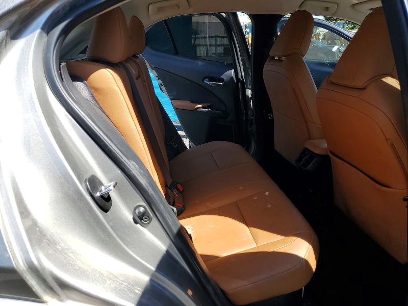 Photo 11 from auction – 2021 LEXUS UX with VIN JTHX9JBH7M2052926
