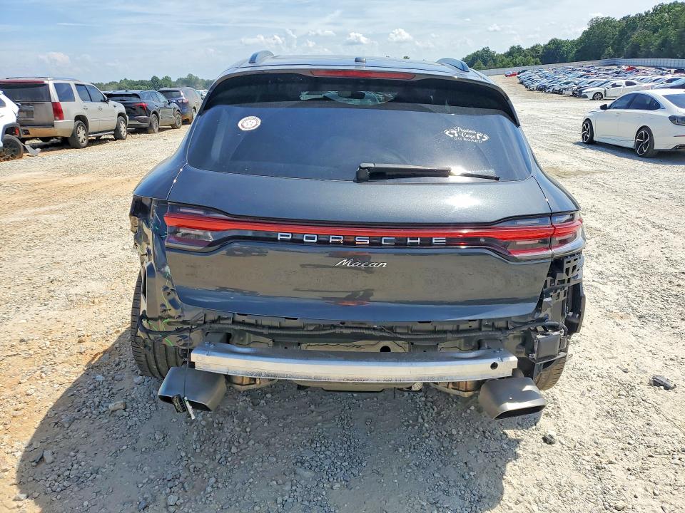 Photo 6 from auction – 2021 PORSCHE MACAN with VIN WP1AA2A55MLB03005