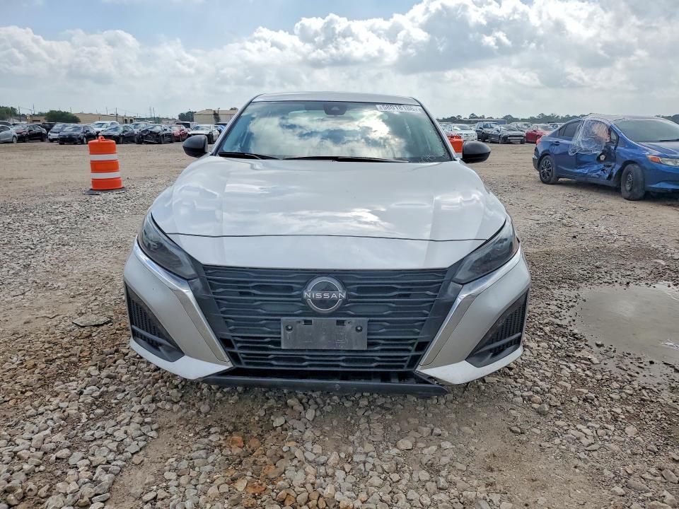 Photo 5 from auction – 2024 NISSAN ALTIMA with VIN 1N4BL4BV6RN376045
