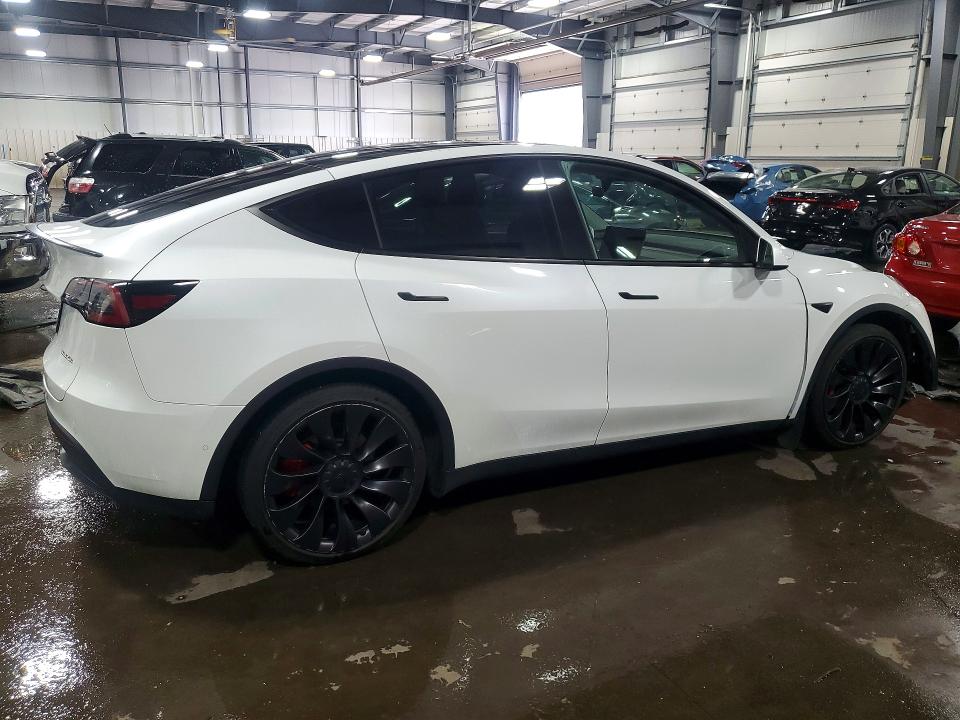 Photo 3 from auction – 2022 TESLA MODEL Y with VIN 7SAYGDEF1NF445068