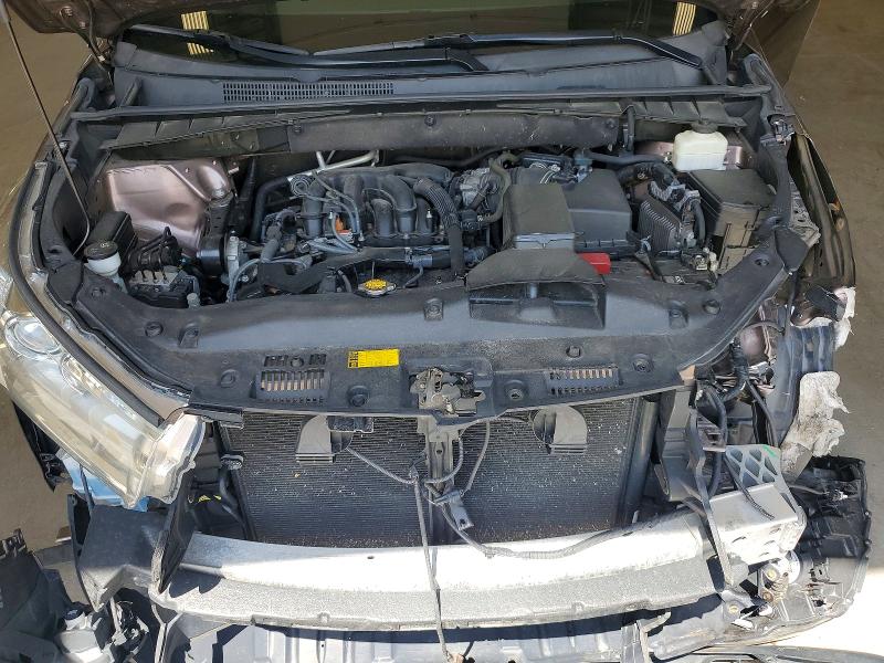 صورة رقم 12 من المزاد - 2017 TOYOTA HIGHLANDER مع VIN 5TDJZRFH0HS376783