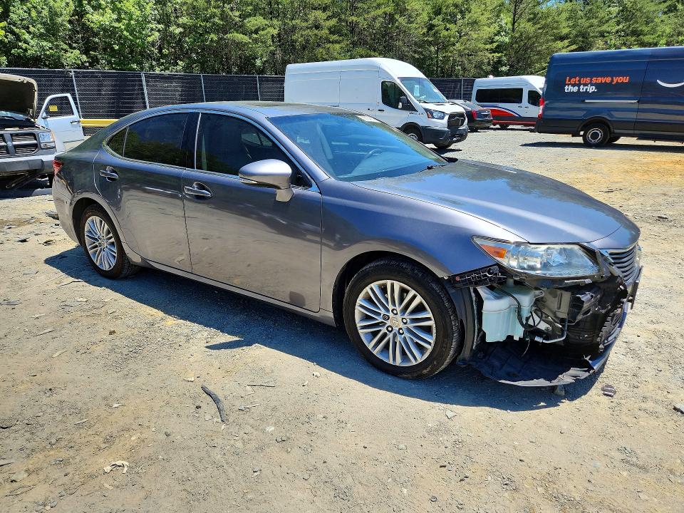 Photo 4 from auction – 2015 LEXUS ES with VIN JTHBK1GG8F2200700