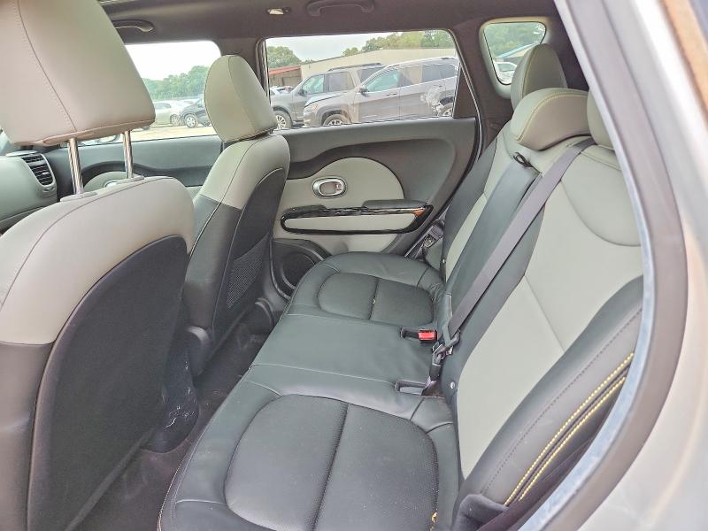 Photo 11 from auction – 2015 KIA SOUL with VIN KNDJP3A51F7781395