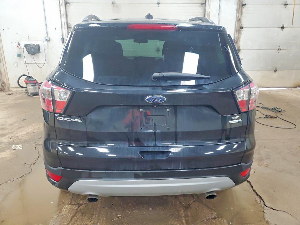 Photo 6 from auction – 2018 FORD ESCAPE with VIN 1FMCU9GDXJUB41453