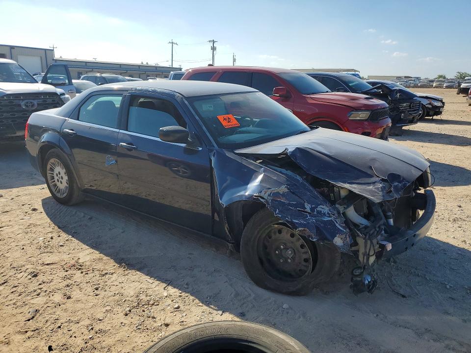 Photo 4 from auction – 2005 CHRYSLER 300 with VIN 2C3JA43R75H538477