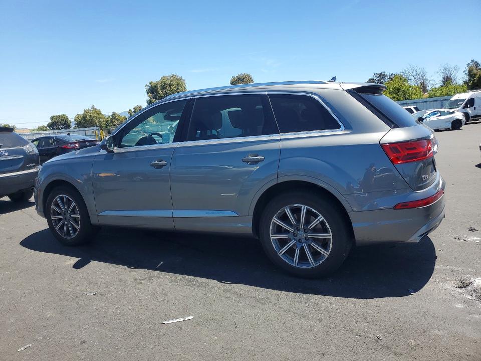 صورة رقم 2 من المزاد - 2017 AUDI Q7 مع VIN WA1LHAF75HD042212