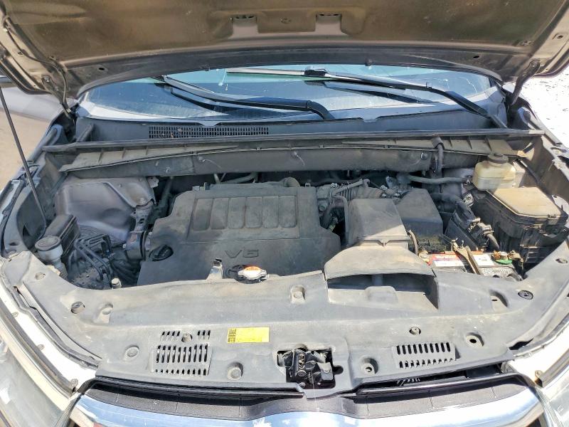 Photo 12 from auction – 2016 TOYOTA HIGHLANDER with VIN 5TDKKRFH3GS502724