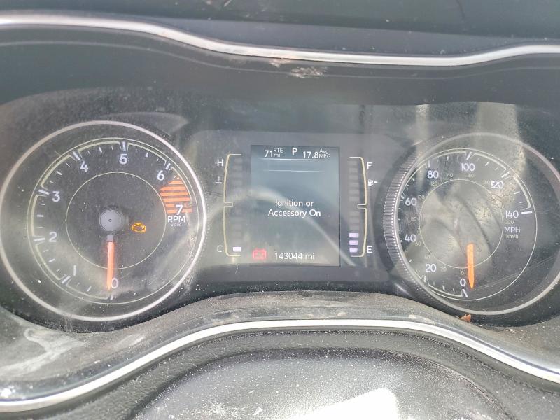 Photo 9 from auction – 2020 JEEP CHEROKEE with VIN 1C4PJLLB9LD517191