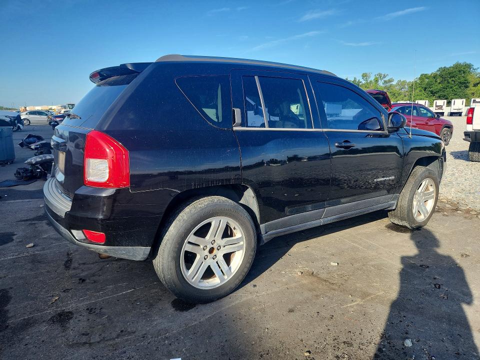 Photo 3 from auction – 2013 JEEP COMPASS with VIN 1C4NJDBB8DD249136