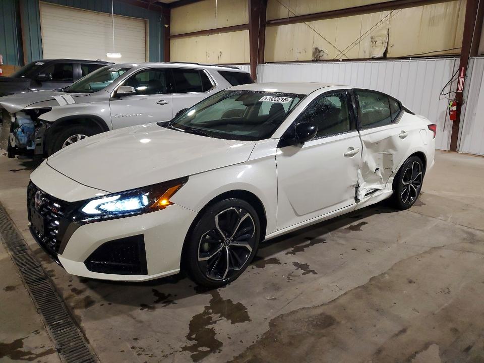 NISSAN ALTIMA 2024 with VIN 1N4BL4CV4RN419618 - Photo from auction