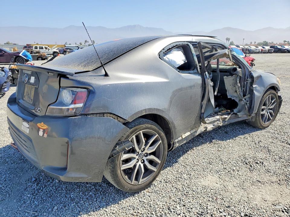 Photo 3 from auction – 2015 SCION TC with VIN JTKJF5C72F3096044