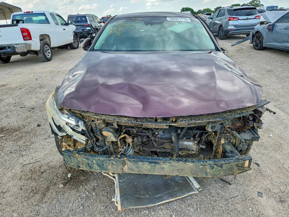 Photo 5 from auction – 2019 KIA OPTIMA with VIN 5XXGT4L34KG289730