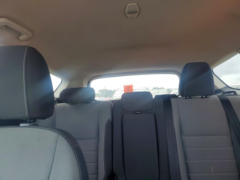 Photo 10 from auction – 2016 FORD ESCAPE with VIN 1FMCU0G71GUA59027