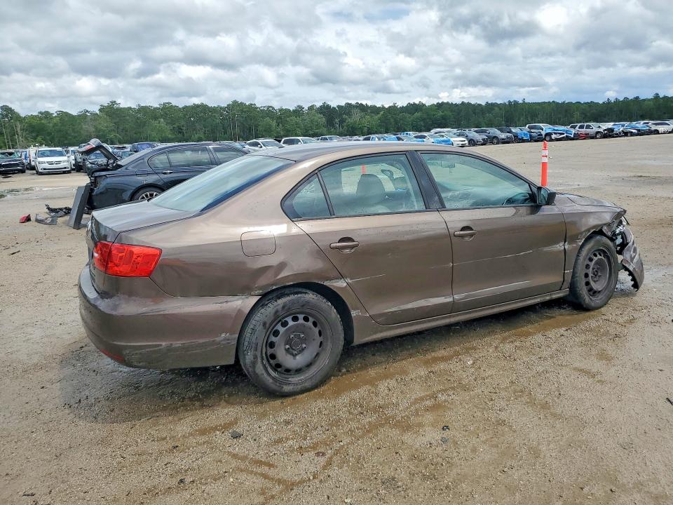 Photo 3 from auction – 2012 VOLKSWAGEN JETTA with VIN 3VW2K7AJ7CM396980