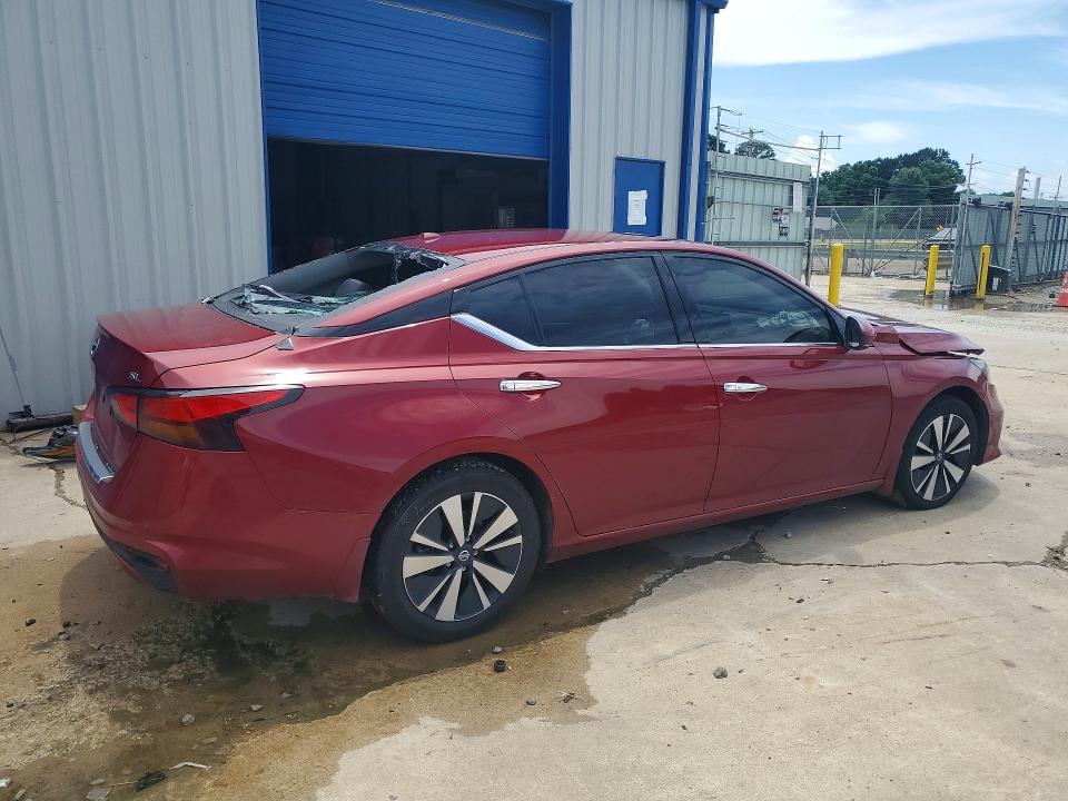 Photo 3 from auction – 2022 NISSAN ALTIMA with VIN 1N4BL4EV6NN396365