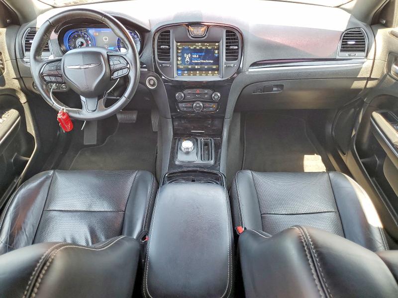 Photo 8 from auction – 2020 CHRYSLER 300 with VIN 2C3CCABG0LH253361