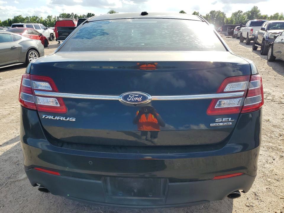 Photo 6 from auction – 2017 FORD TAURUS with VIN 1FAHP2E84HG133281