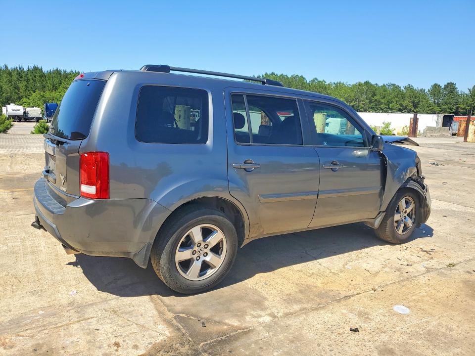 Photo 3 from auction – 2011 HONDA PILOT with VIN 5FNYF4H55BB040572