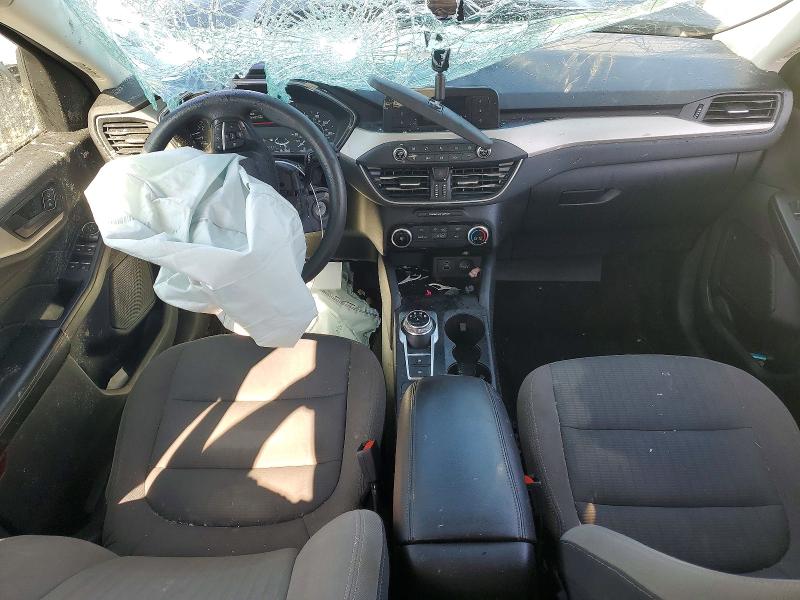 Photo 8 from auction – 2022 FORD ESCAPE with VIN 1FMCU0F65NUB57144