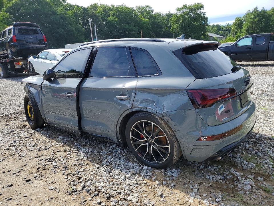 Photo 2 from auction – 2022 AUDI SQ5 with VIN WA1B4AFY9N2025663