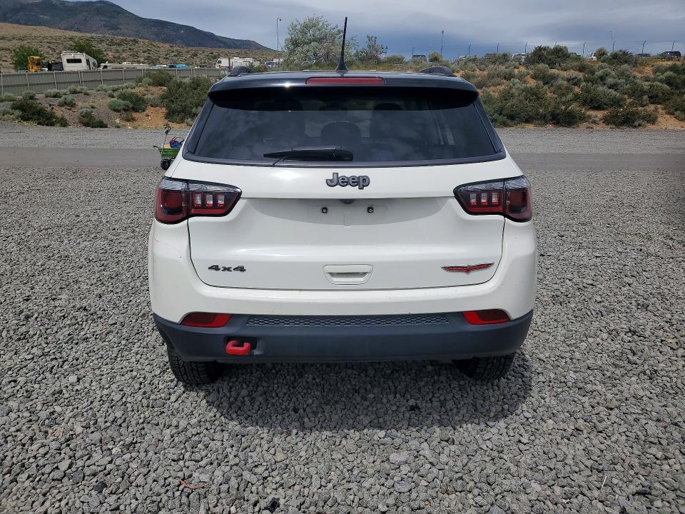 Photo 6 from auction – 2020 JEEP COMPASS with VIN 3C4NJDDB8LT163301