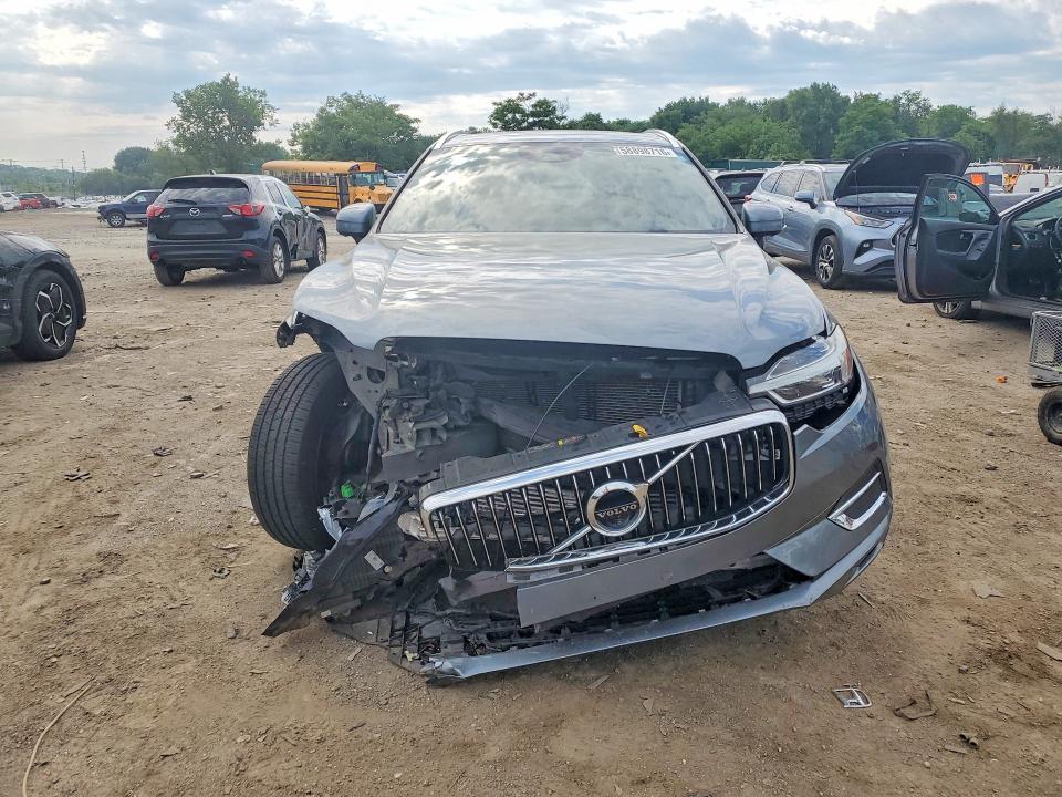 Photo 5 from auction – 2021 VOLVO XC60 with VIN YV4102RL1M1737752