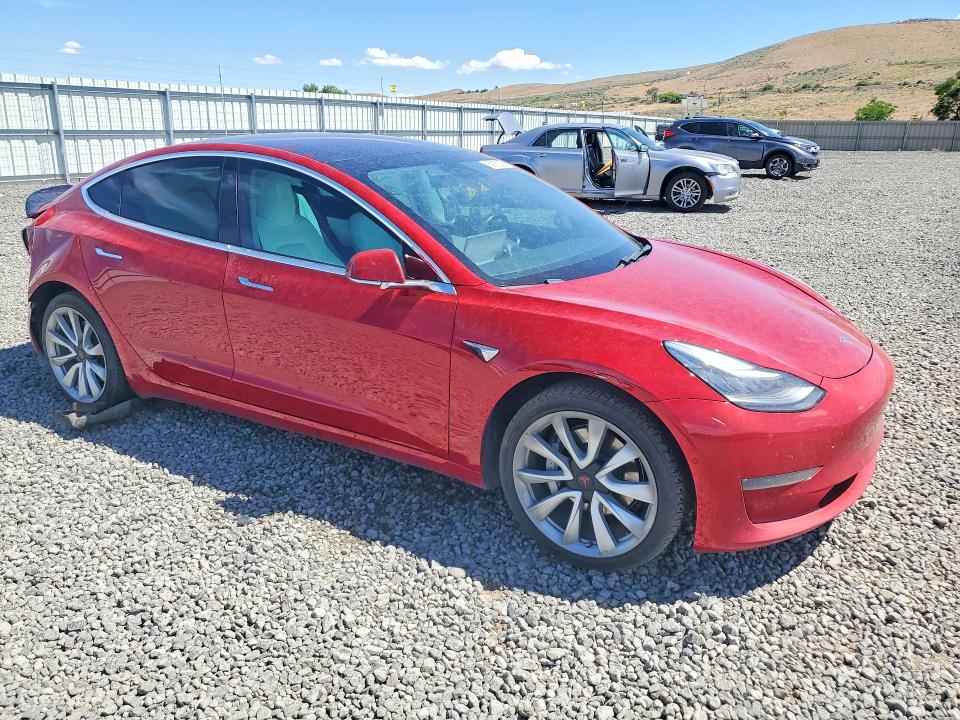 Photo 4 from auction – 2019 TESLA MODEL 3 with VIN 5YJ3E1EB7KF192648