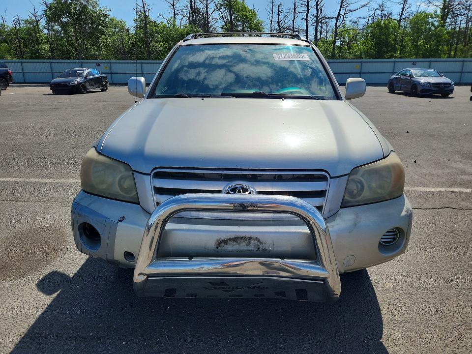 Photo 5 from auction – 2004 TOYOTA HIGHLANDER with VIN JTEGD21A740078072