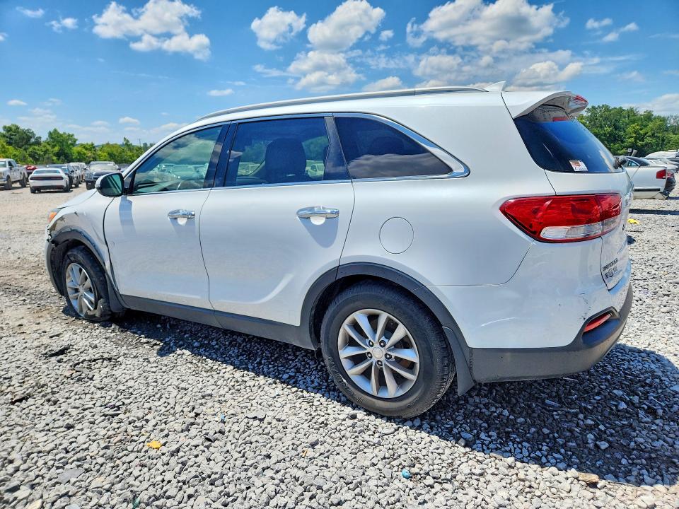 Photo 2 from auction – 2016 KIA SORENTO with VIN 5XYPG4A35GG074061