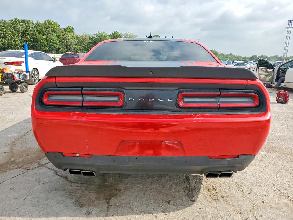 Фото 6 с аукциона – 2016 DODGE CHALLENGER с VIN 2C3CDZBT8GH265076