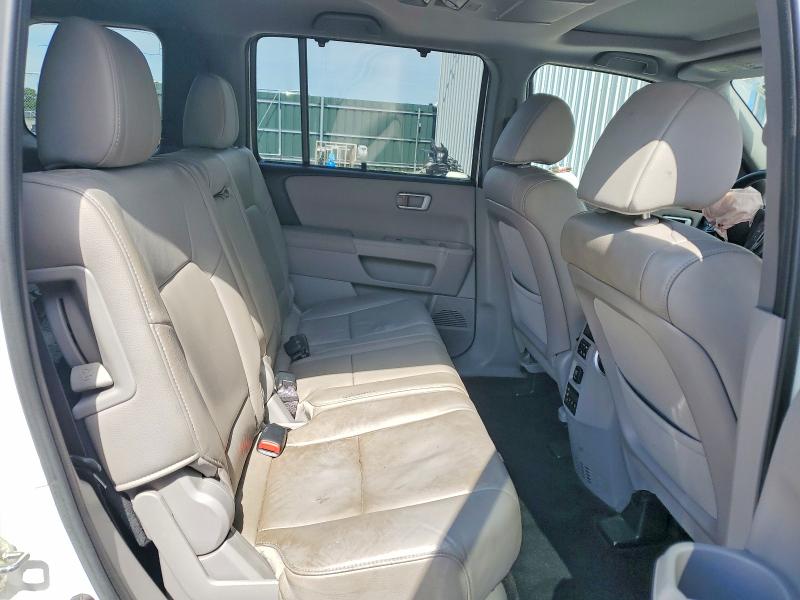 Photo 11 from auction – 2015 HONDA PILOT with VIN 5FNYF3H99FB023020