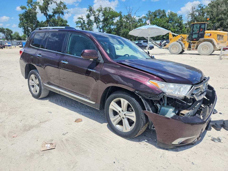 Photo 4 from auction – 2013 TOYOTA HIGHLANDER with VIN 5TDYK3EH4DS115152