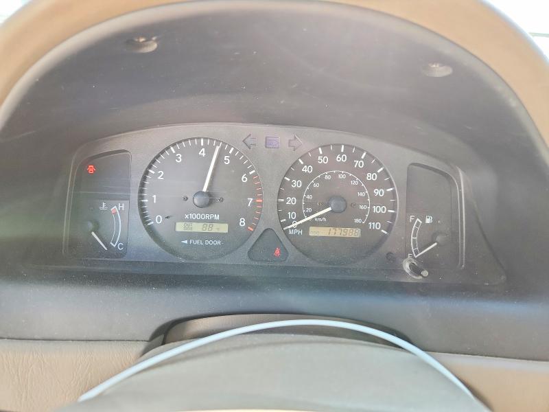 Снимка 9 от търг – 2002 TOYOTA COROLLA с VIN 1NXBR12E32Z607126