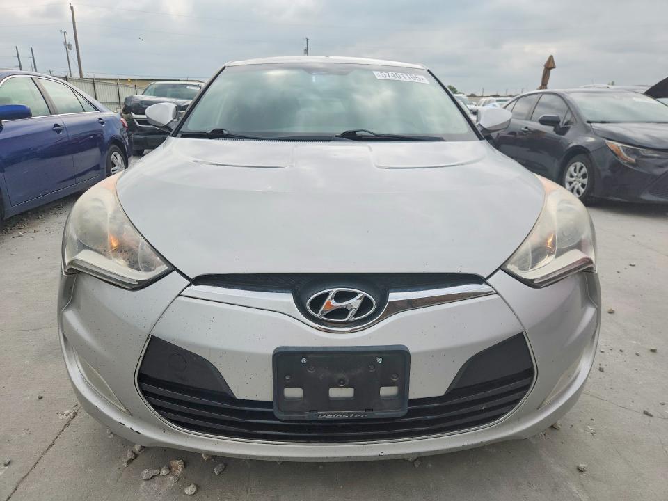 Photo 5 from auction – 2014 HYUNDAI VELOSTER with VIN KMHTC6AD3EU188582