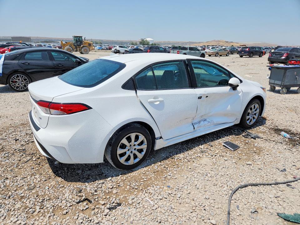 Photo 3 from auction – 2020 TOYOTA COROLLA with VIN 5YFEPRAE5LP056171