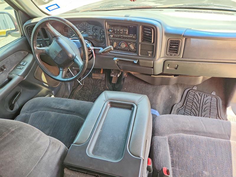 Photo 8 from auction – 2002 CHEVROLET SILVERADO with VIN 2GCEC19V521142031
