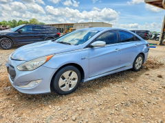 Zdjęcie 1 z aukcji – 2011 HYUNDAI SONATA z VIN KMHEC4A47BA012158