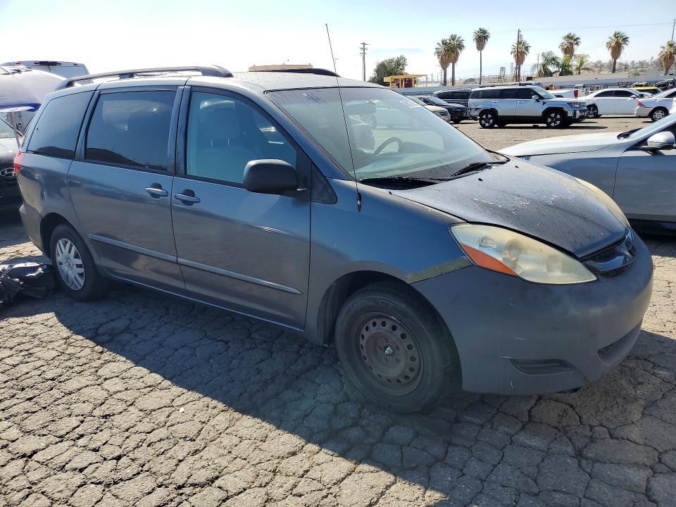 Photo 4 from auction – 2006 TOYOTA SIENNA with VIN 5TDZA23C46S418394