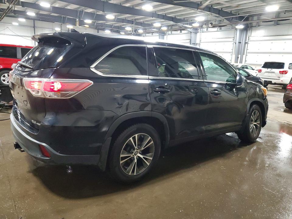 Photo 3 from auction – 2016 TOYOTA HIGHLANDER with VIN 5TDJKRFH2GS255384