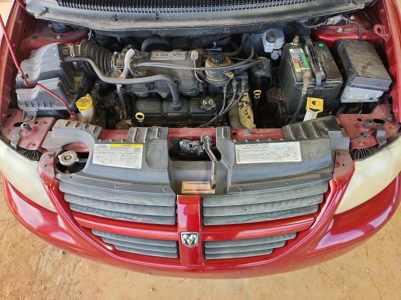 Photo 12 from auction – 2005 DODGE GRAND CARA with VIN 2D8GP44L45R382425