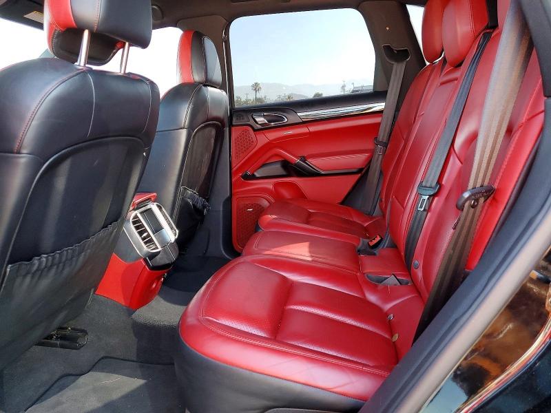 Photo 11 from auction – 2016 PORSCHE CAYENNE with VIN WP1AA2A22GLA09741