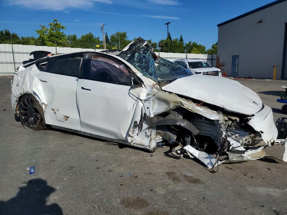 Photo 4 from auction – 2023 TESLA MODEL Y with VIN 7SAYGDEF2PF863478